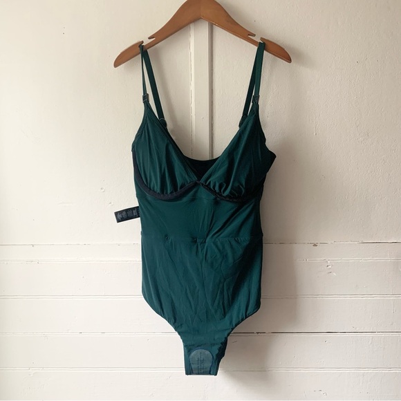 New NWT Amoressa by Miraclesuit Oil Slick Getty One-Piece Swimsuit Forest Green - Picture 10 of 17